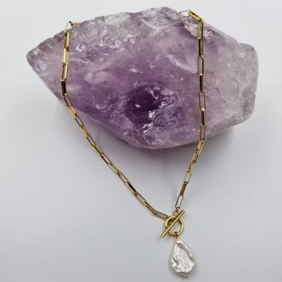 Baroque Pearl  Toggle Necklace - Image 2