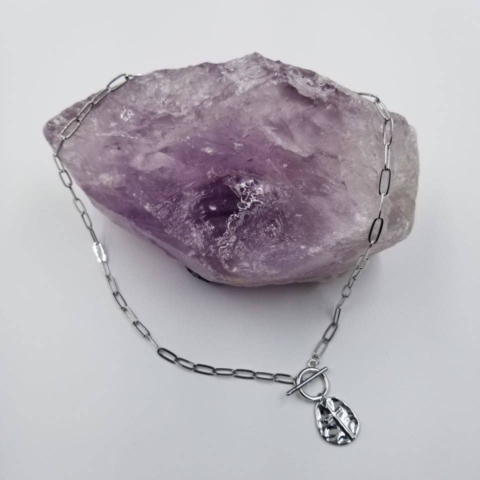 Hammered Cross Toggle Necklace - Image 5