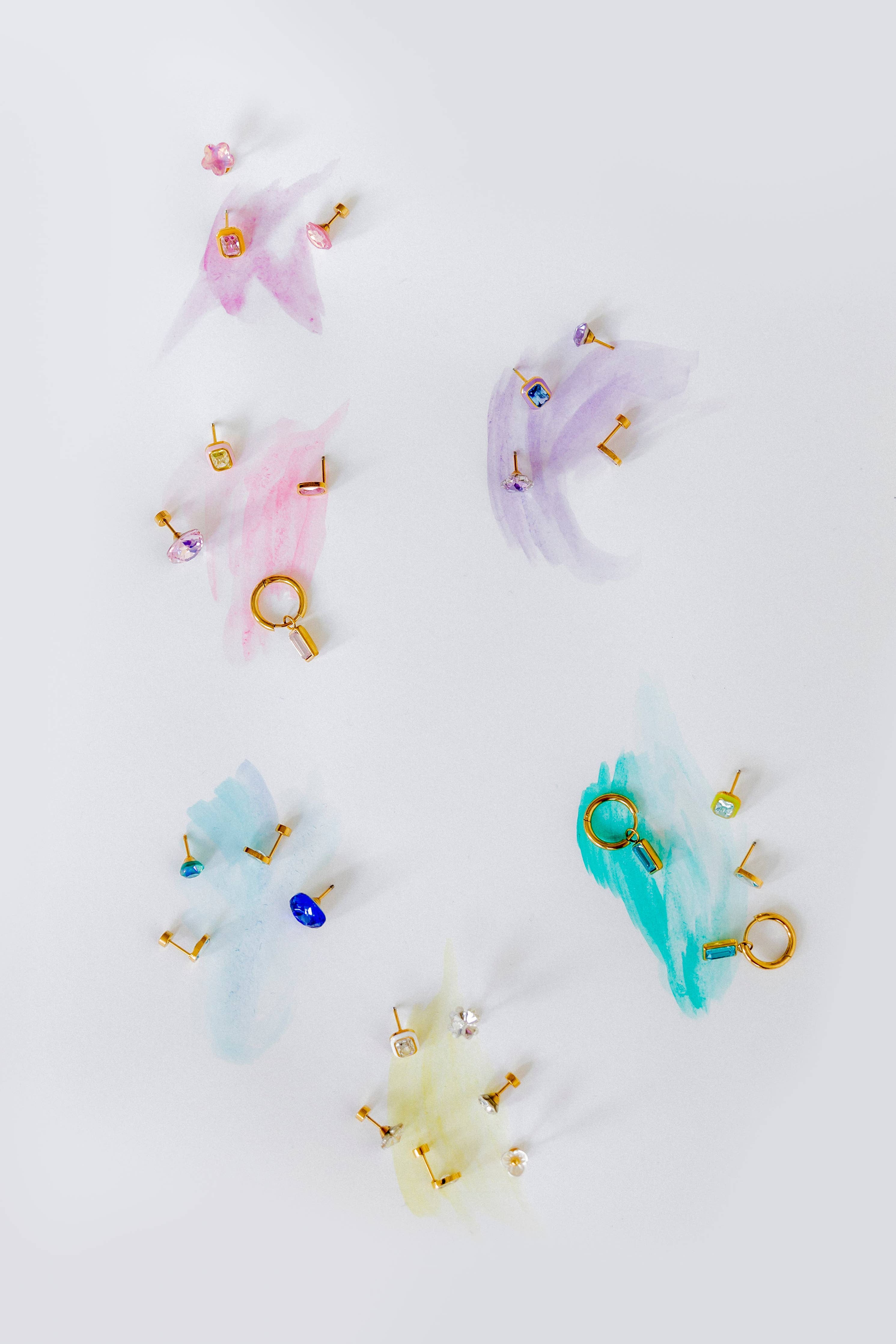 Screwback Stud Earrings Lux - Zuri Clear - Image 6